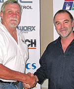 Hennie Prinsloo (left) thanks Eric Hore after the presentation.